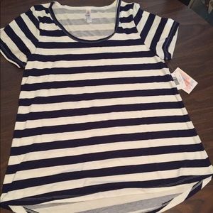 Large Striped LulaRoe Classic Tee